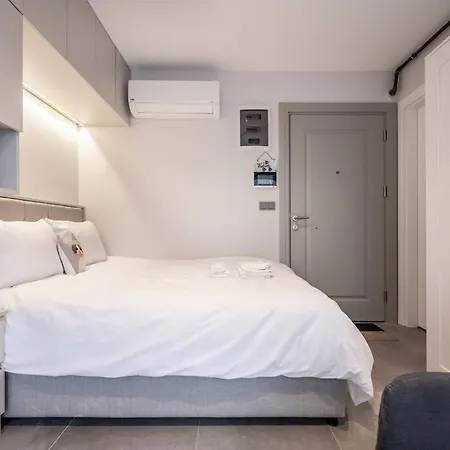 New In Kadikoy Apartment *
